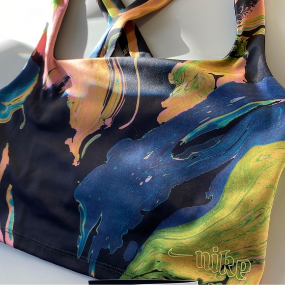 🎈NIKE sports bra Dry-Fit - Picture 6 of 8